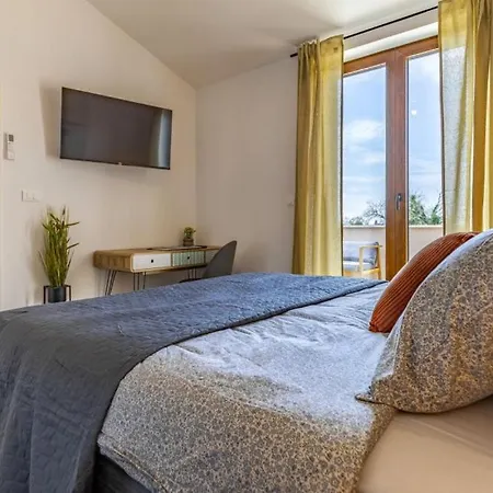 Bella By Guide Villa